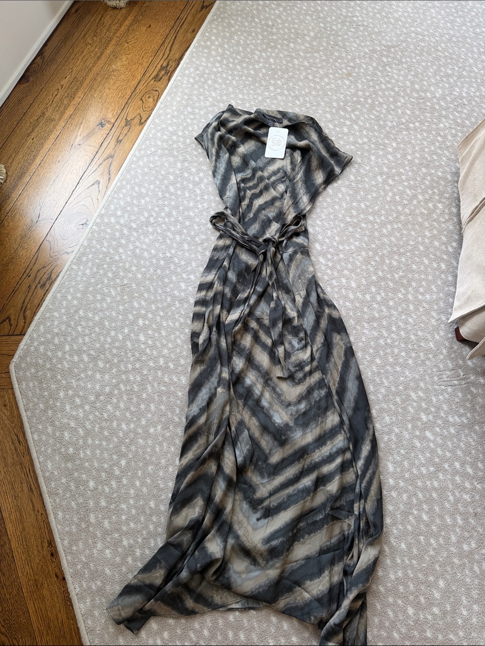 Women's Sleeveless Tie-Waist Chevron Maxi Dress in Black and Beige